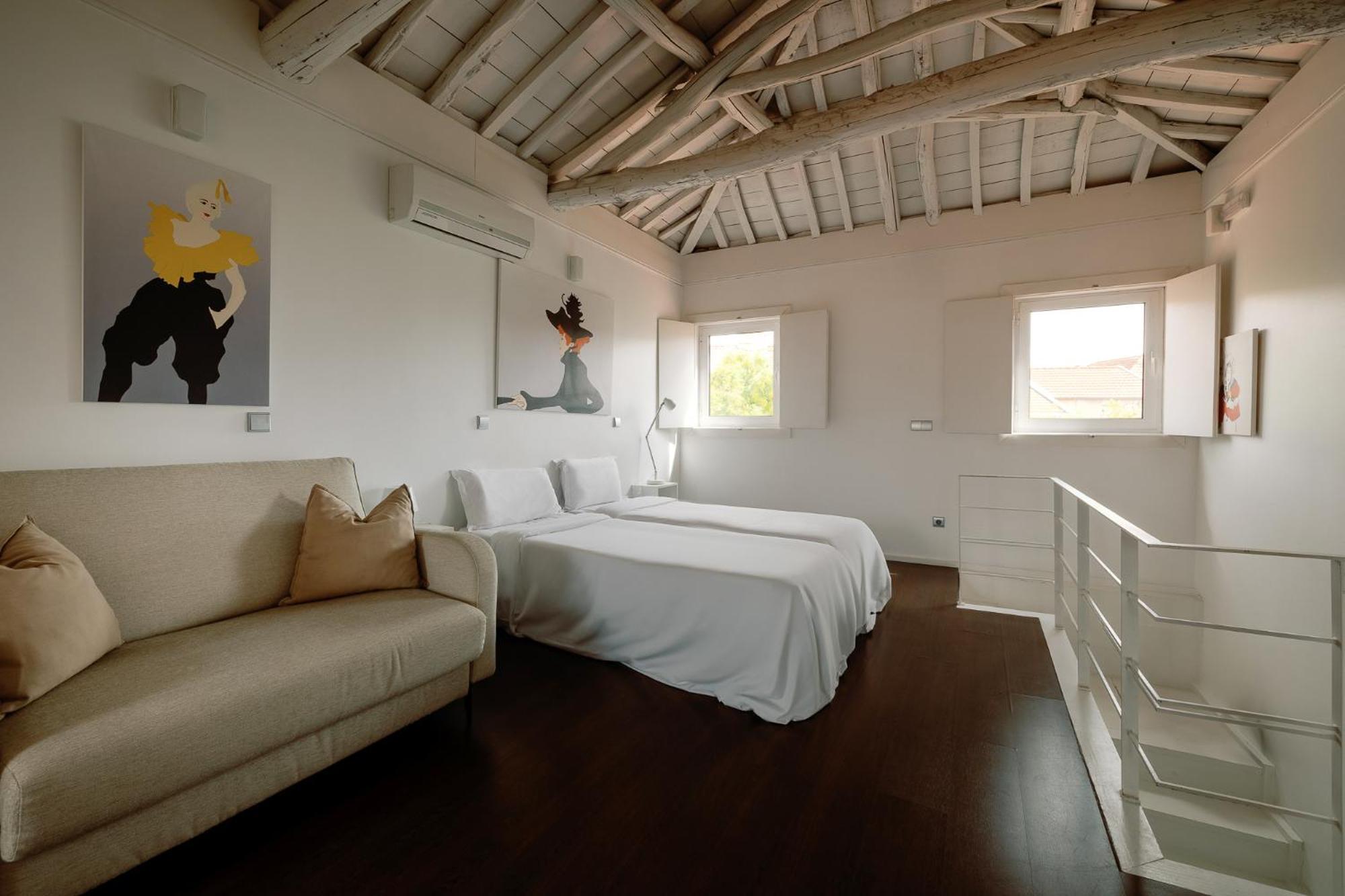 Fine Arts Studios By Olala Homes ポルト エクステリア 写真