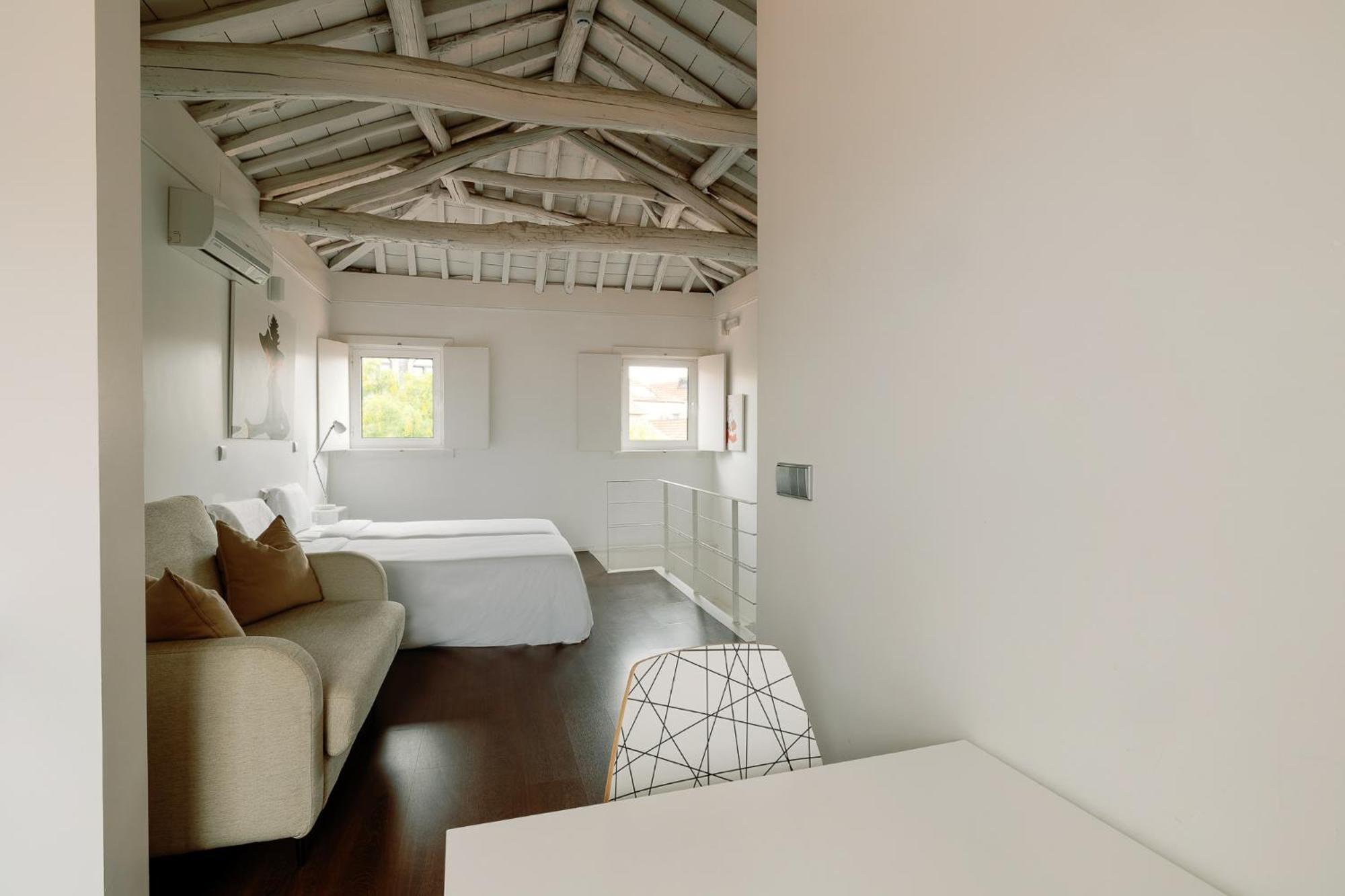 Fine Arts Studios By Olala Homes ポルト エクステリア 写真