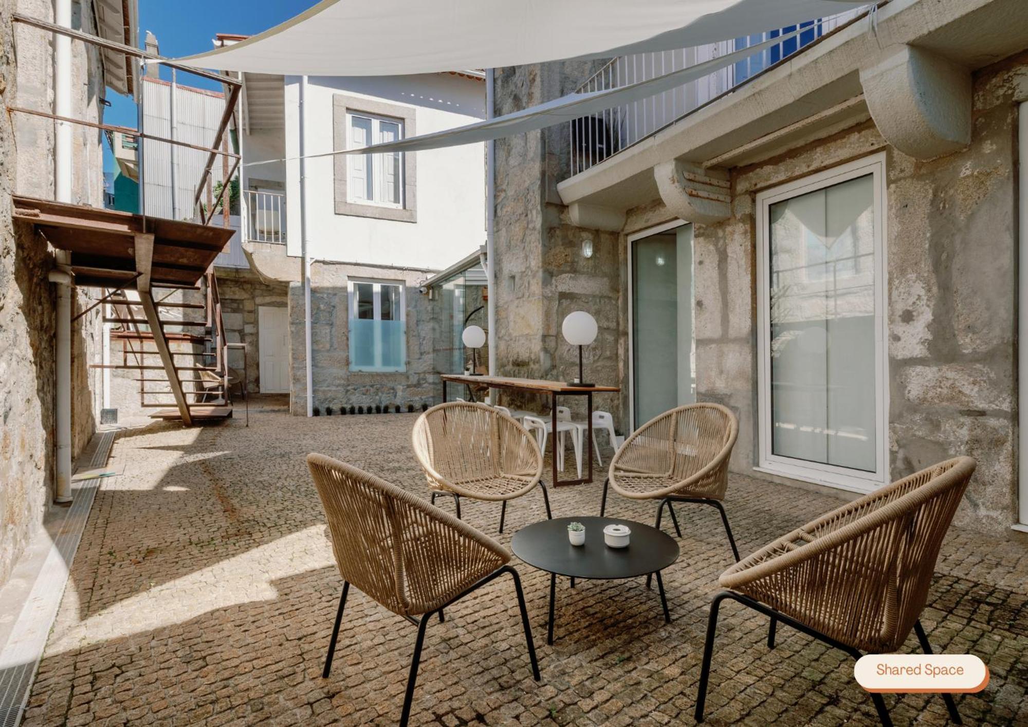 Fine Arts Studios By Olala Homes ポルト エクステリア 写真