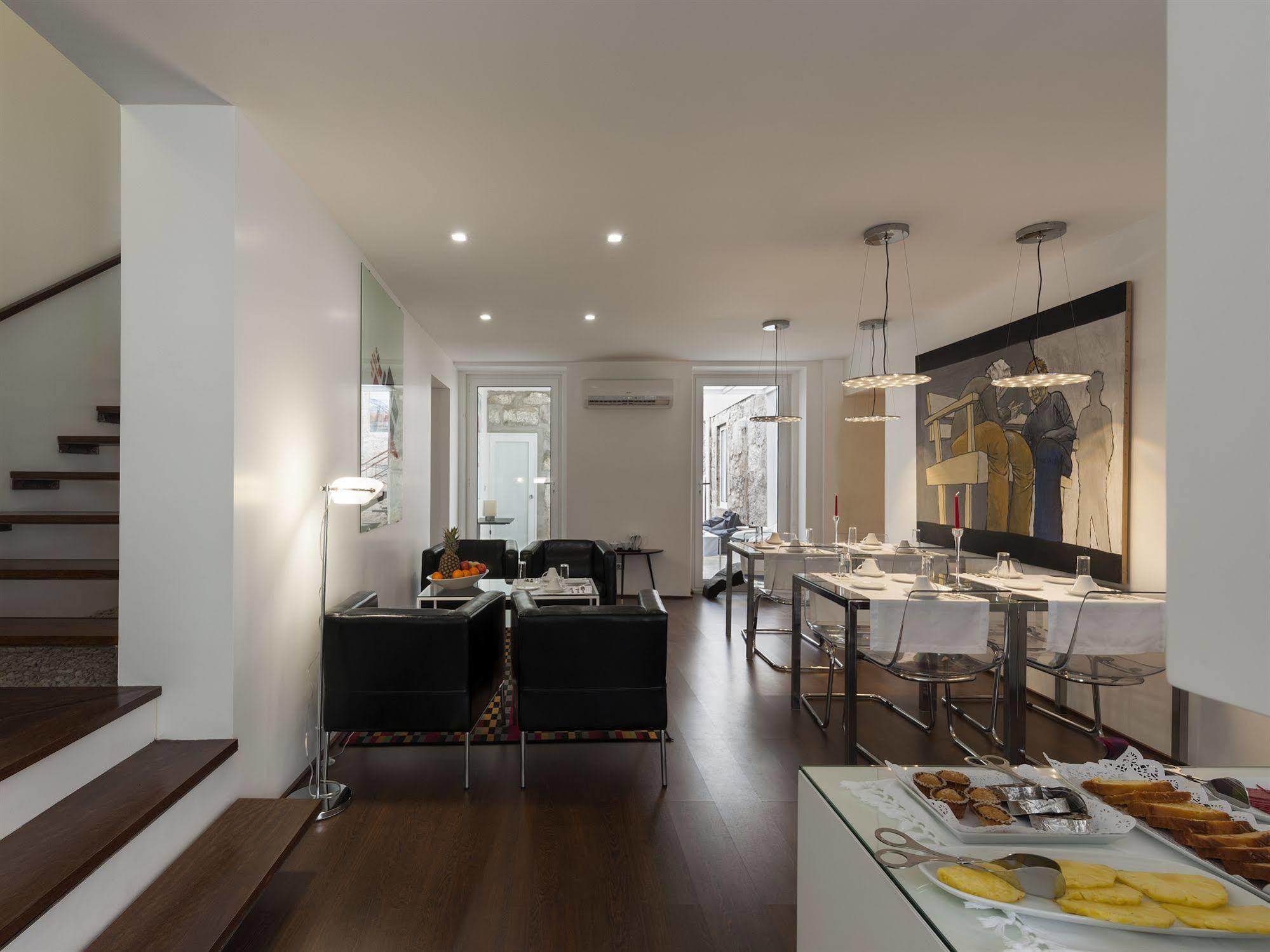 Fine Arts Studios By Olala Homes ポルト エクステリア 写真