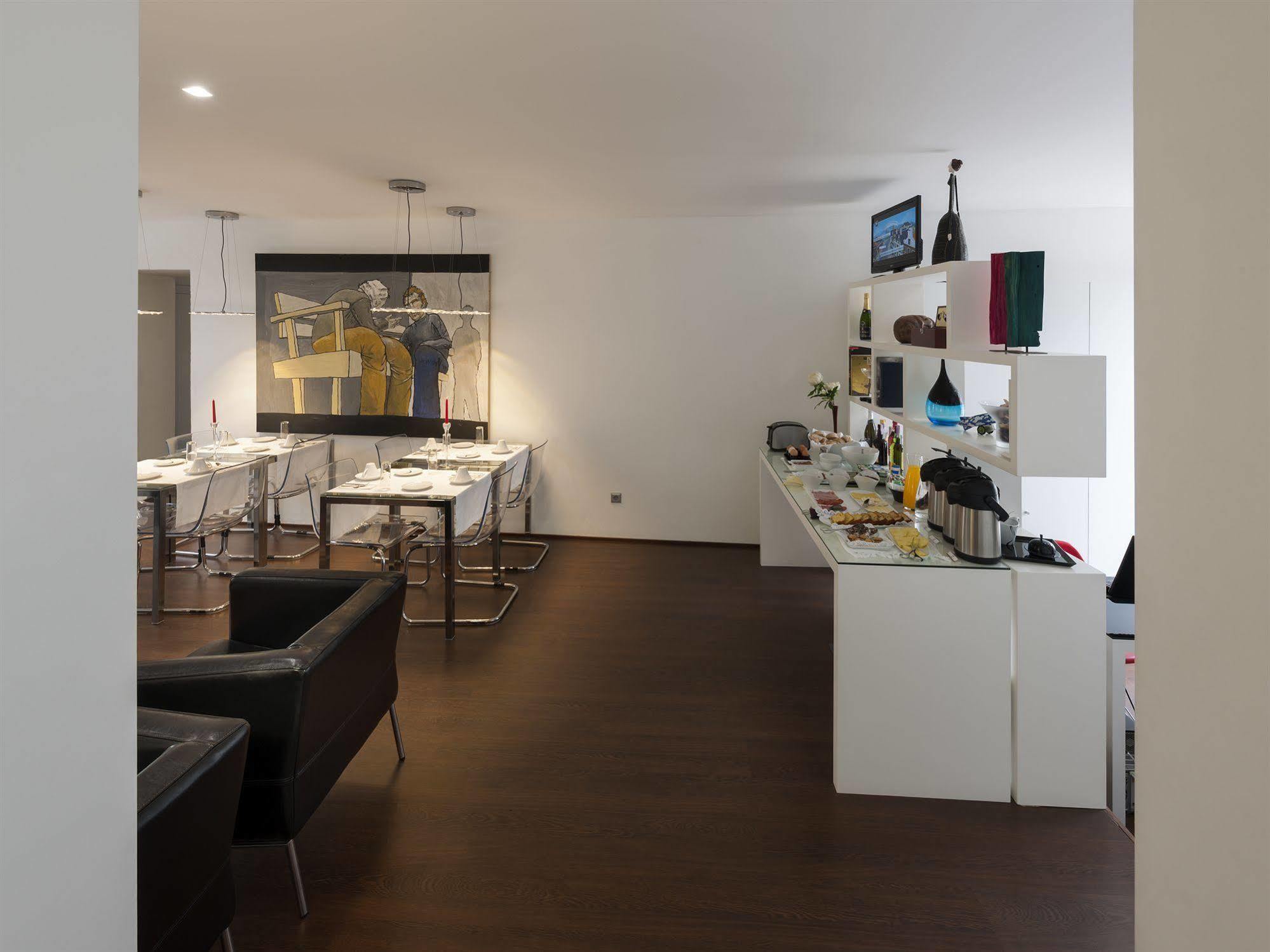 Fine Arts Studios By Olala Homes ポルト エクステリア 写真